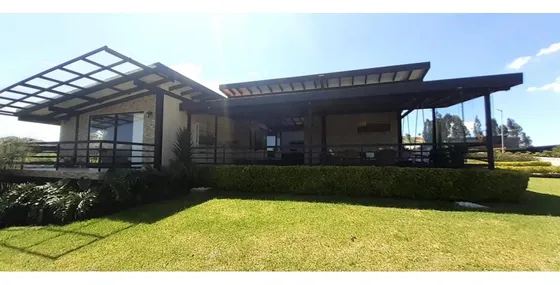 Casa Campestre  En  El Retiro