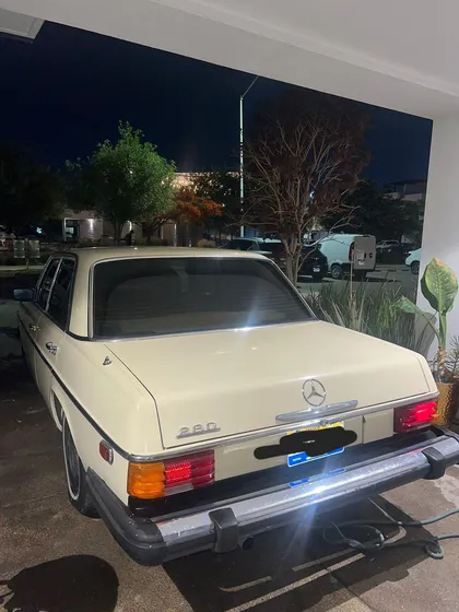 Mercedez Benz 280 1975