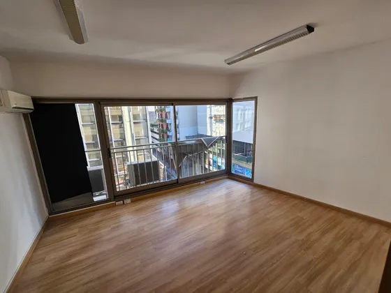 Oficina En Venta En Microcentro - Impecable
