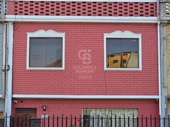 Casa Para Empresa Con Capacidad Para 20-25 Personas.