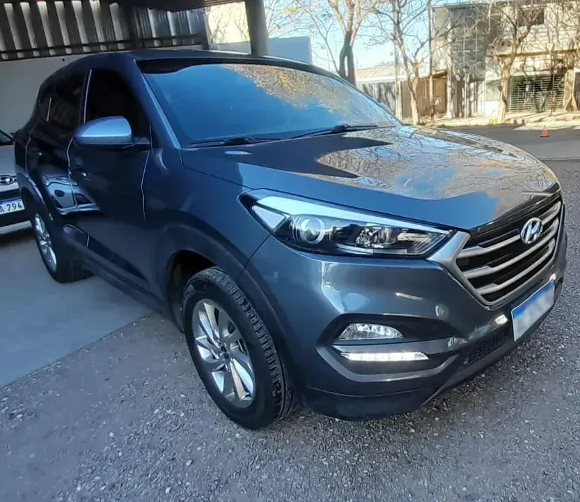 Hyundai Tucson 2.0 Style 2WD AT
