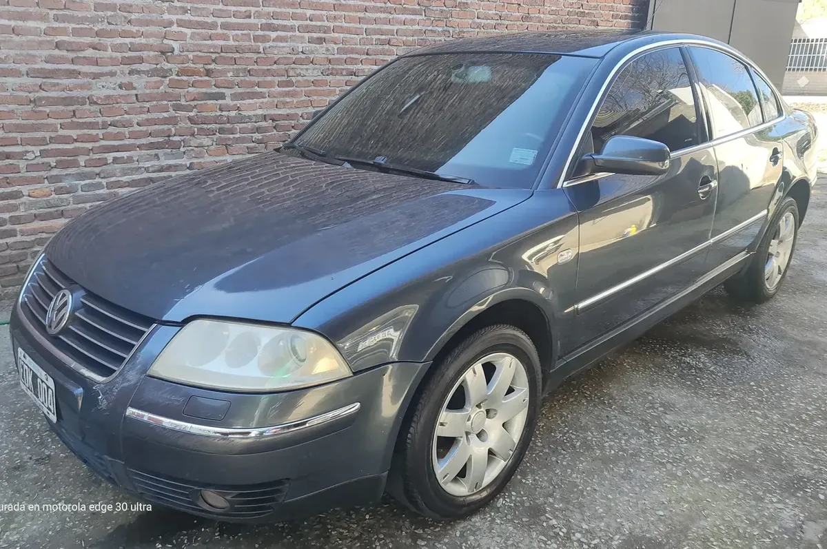 Volkswagen Passat 2.8 V6 4motion Tiptronic