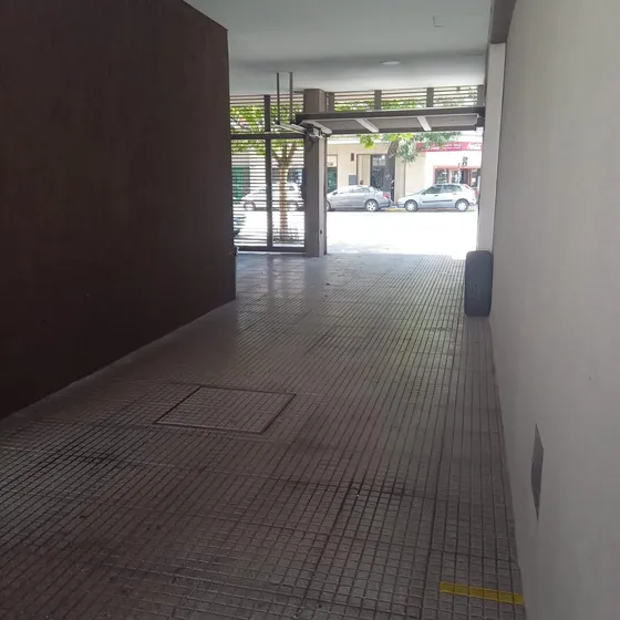 Venta De Doble Cochera En Flores Norte 