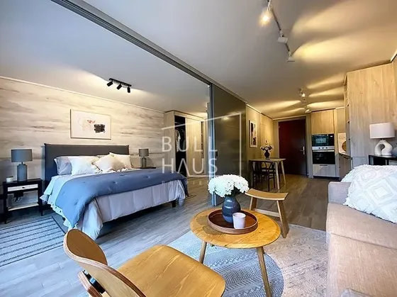 Depto Nuevo / Moderno / 1 D + 1 B En Av Las Condes.