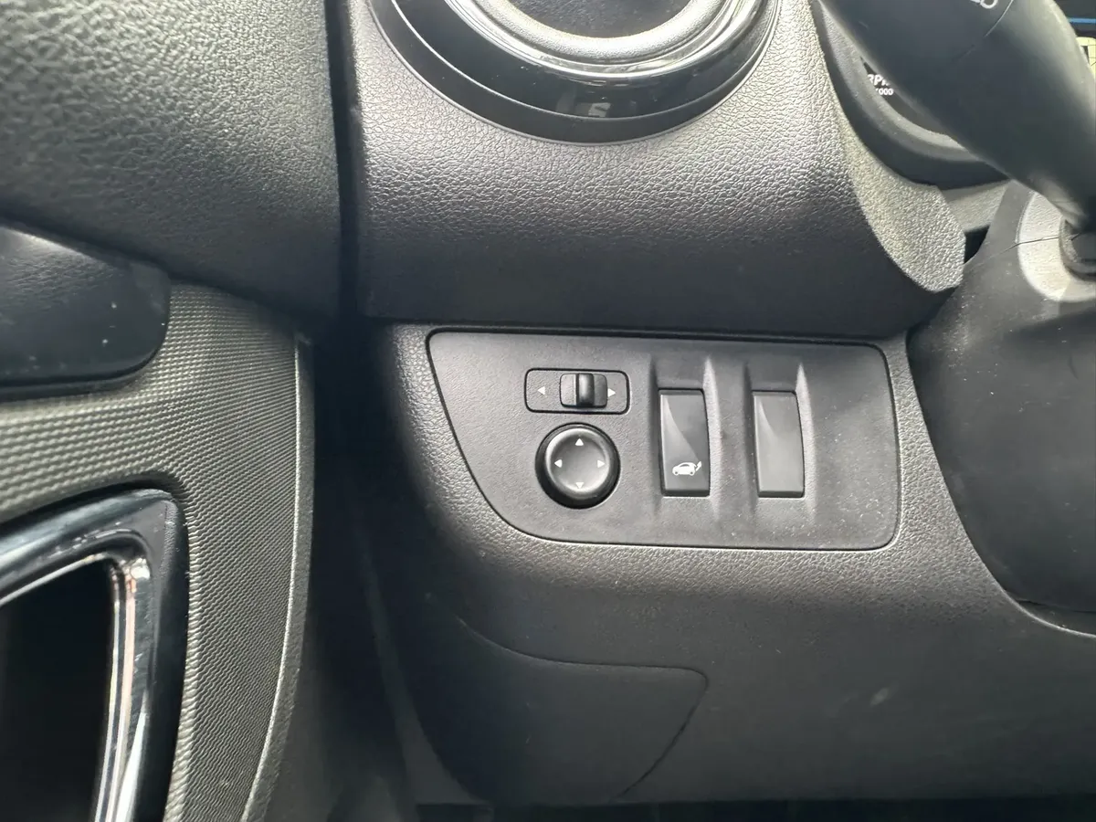 Renault Kwid 1.0 12V64013307915650126