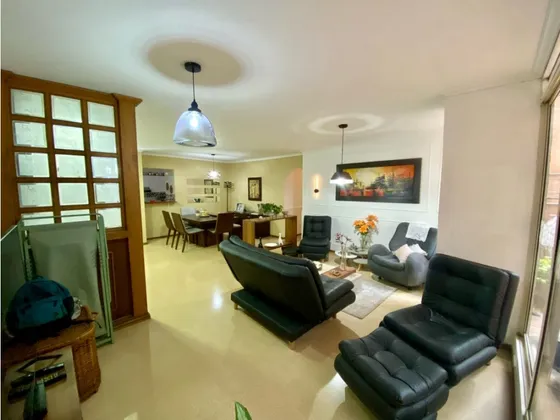 Vendemos Apartamento Con Gran Terraza En El Poblado-castropol