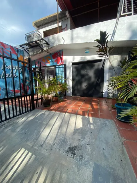 Disponible Casa Comercial En Venta  En San Diego, Morro I Lh