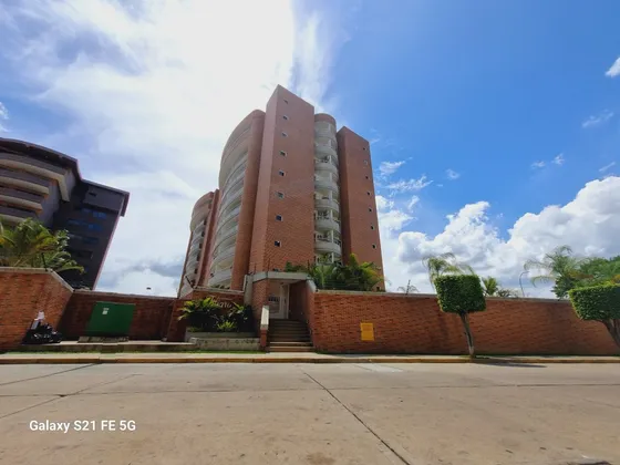 Apartamento En Venta Frutas Condominiums Guatire. Jt