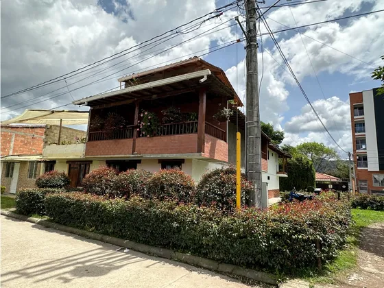 Casa De Segundo Piso En Venta En La Ceja