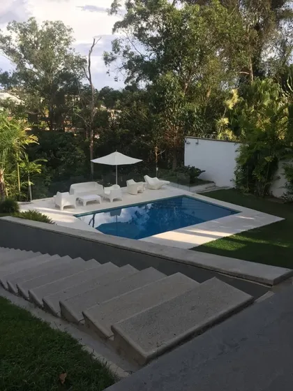 Espectacular Casa En Venta Con Piscina Y Seguridad