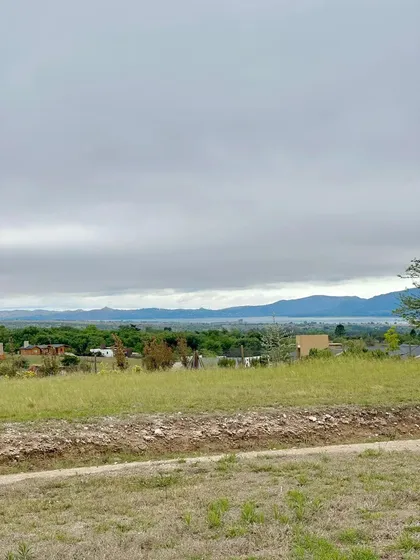 Venta Terreno Lote En Altos Del Corral. Vista Al Lago. Fondo Norte.