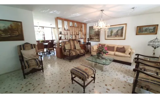 Venta De Casa De 357 Mt2 En Santa Teresita, Oeste De Cali 13025.1