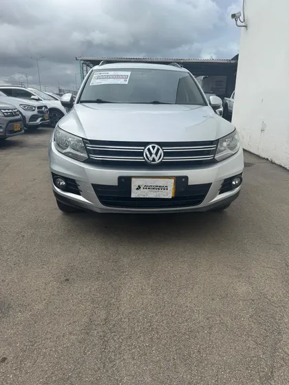 Volkswagen Tiguan Emotion