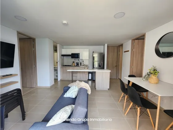 Apartamento En Renta En Sabaneta, Sector Loma De San José 
