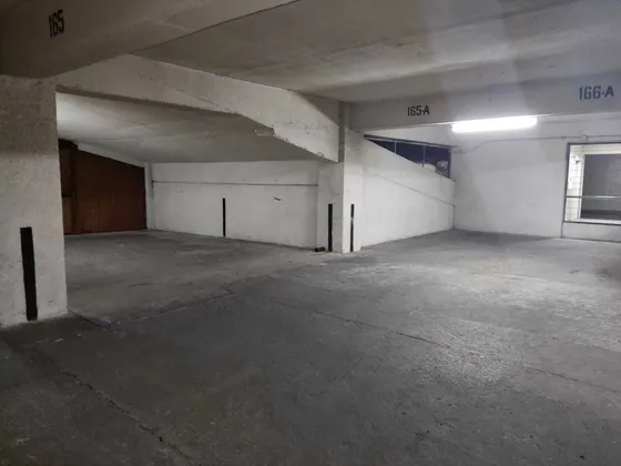 4 Estacionamientos Frente A Apumanque (84103)