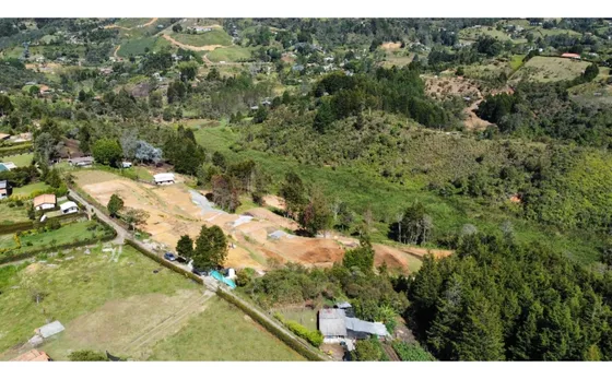 Lote En Venta En Condominio Campestre En Guarne