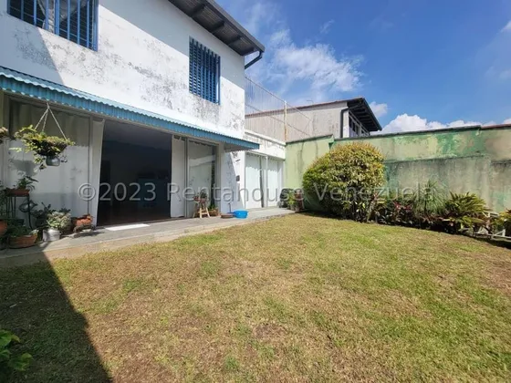 Casa En Venta En Colinas De Bello Monte Caracas Negociable