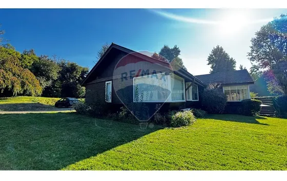Hermosa Casa En Parcela