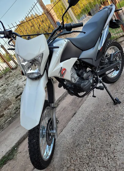 Moto Zanella Zr 125 Solo 1600 Km Como Nueva U$s 1600 Dólares