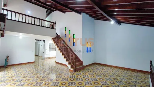 Casas En Arriendo Alcala 643-8292215