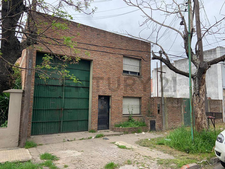 Galpon En Venta Ubicado En Calle 529 Entre 12 Y 13. Galpon En Venta Ubicado En Calle 529 Entre 12 Y 13.