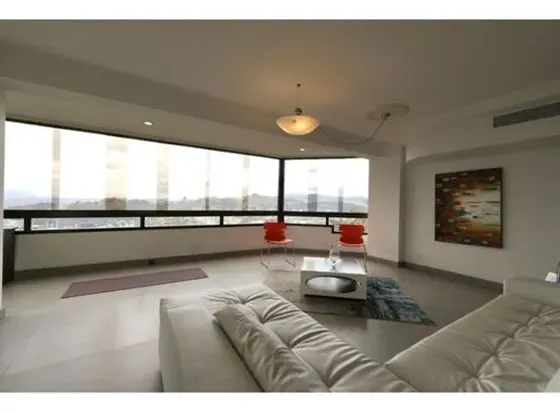 Apartamento En Colinas De Valle Arriba Con Vista Inigualable En Alquiler