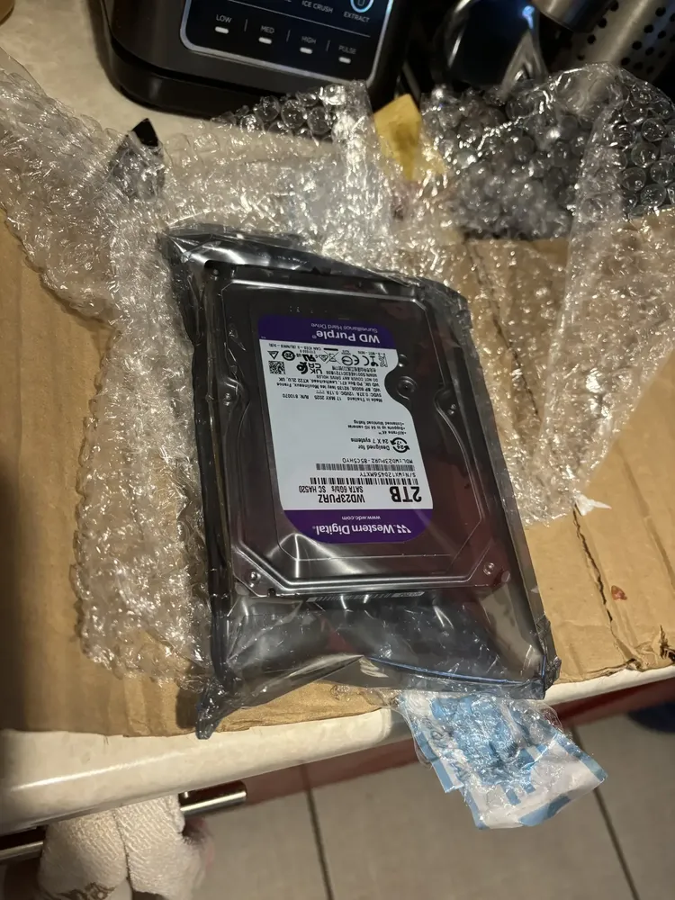 Disco rígido Western Digital de 2 TB roxo WD23purz Cor roxa