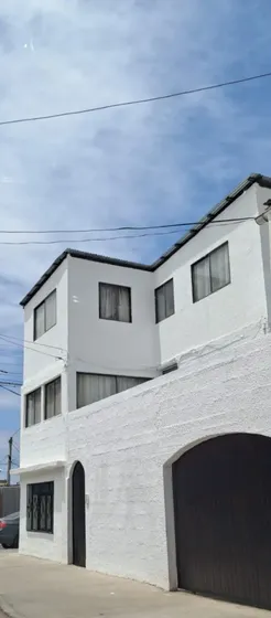 Propiedad De Uso Comercial O Habitacional