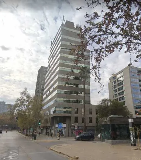 Inversionista Amplia A Pasos Metro Montt (97673)