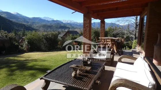 Casa Con Gran Vista A Pasos De Pie Andino