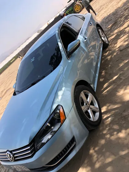 Volkswagen Passat 2.5 Confortline At