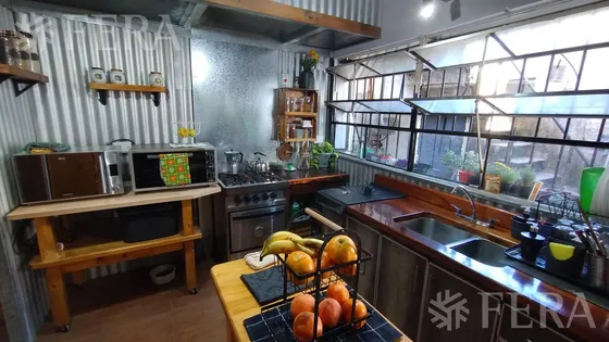 Venta De Casa De 3 Ambientes Con Patio En Lanús Oeste
