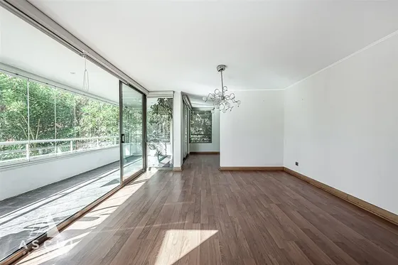 Departamento En Venta De 3 Dorm. En Vitacura