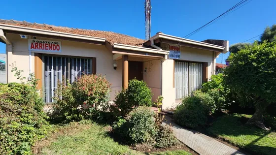 Arriendo Comercial, A Pocos Metros De Ricardo Vicuña