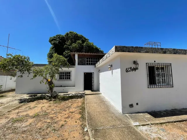 Casa Maneiro