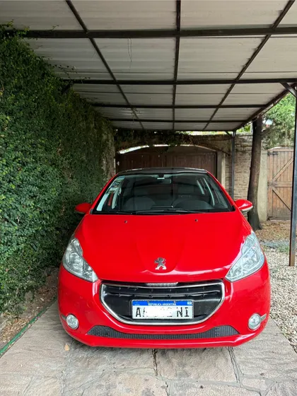Peugeot 208 1.6 Allure Nav Tiptronic