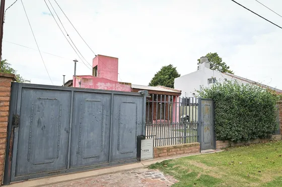 Casa 3 Dormitorios Con Pileta