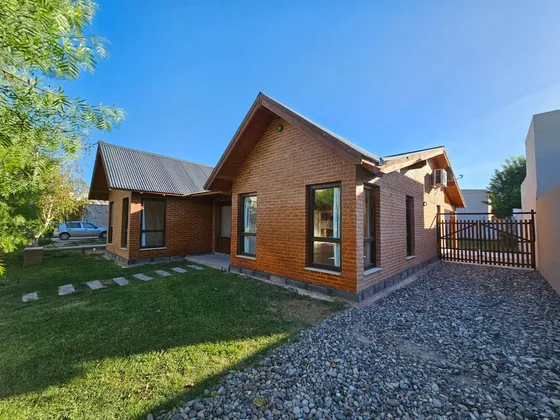 Casa 3 Dormitorios B° Privado Santa Ángela Iii