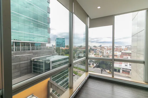 Oficina En Arriendo En Santa Ana Occidental-usaquén. Cod A1105072