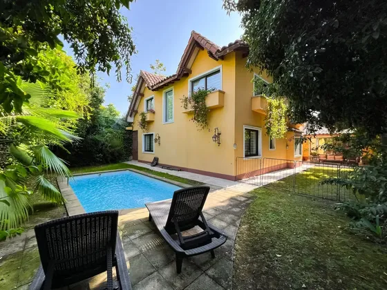 Arriendo Casa 7d 7b 6e 2b - Las Condes
