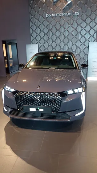 D.s. Ds4 Etoile 1.6t At 8.