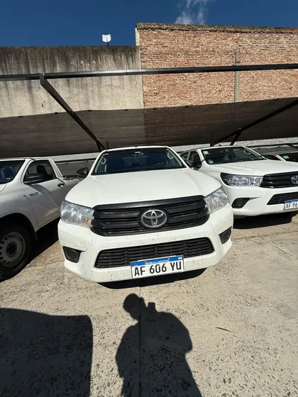 Toyota Hilux Pick-up 2.4 Cd Dx 150cv 4x2