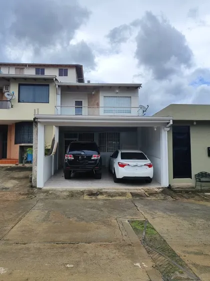 Casa Urbanización San Rafael, San Cristóbal. /so20