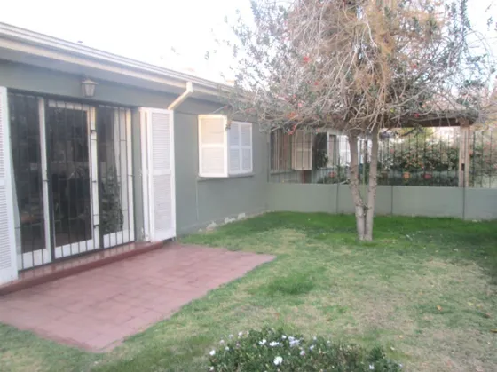 Casa Con Gran Terreno, Isabel La Catolica / La Rabida