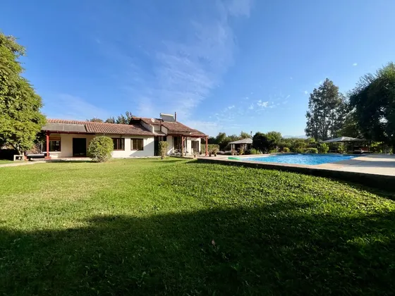 Linda Y Funcional Casa En Camino Carampangue