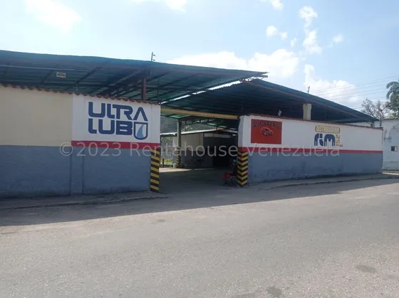 Raiza Suárez Alquila Local Comercial Ubicado En Yaritagua 2 5 5 2 0 1 Con Auto Lavado Para Vehículos Livianos Y Pesados, Equipado Con 3 Compresores, 1 Pulmón, Bomba, Para El Lavado Exprés 