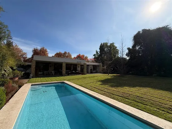 Casa En Venta De 3 Dorm. En Chicureo