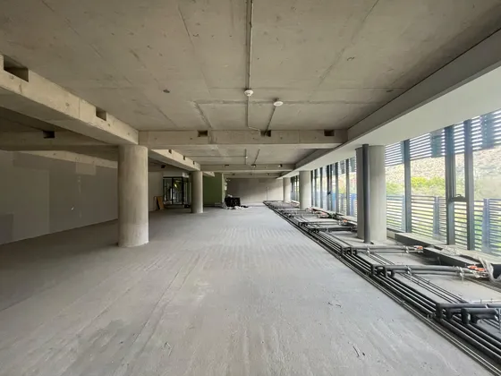 Oficina Para Habilitar Con Terraza En Vitacura Norte