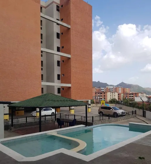 Grabiela R. Alquiler De Apartamento En Tazajal, Saman Suite.