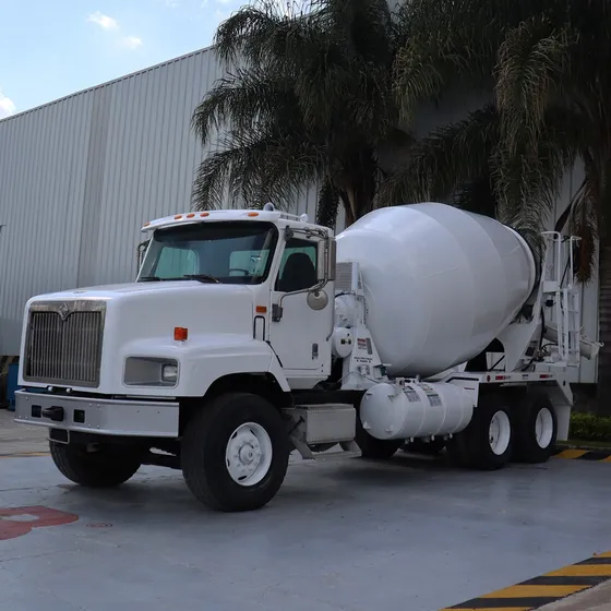 Trompo  Hormigonero Revolvedor International 2006 Mixer 8m3 
